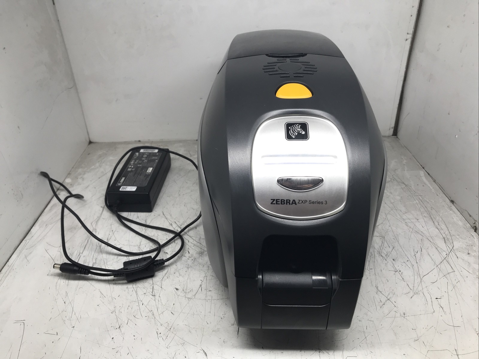 Zebra ZXP Series 3 Card Printer Z31 w/ AC Adapter