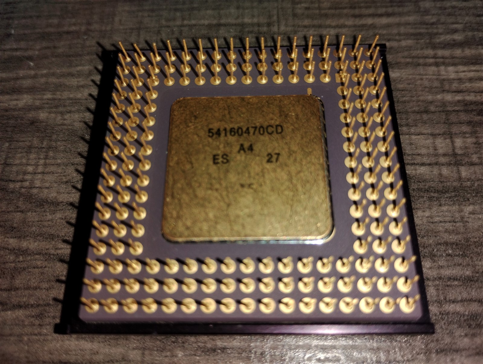 Intel i486 DX2-66 S80486DX2-66 ES CPU Processor UNTESTED 1992 Rare Vintage IC