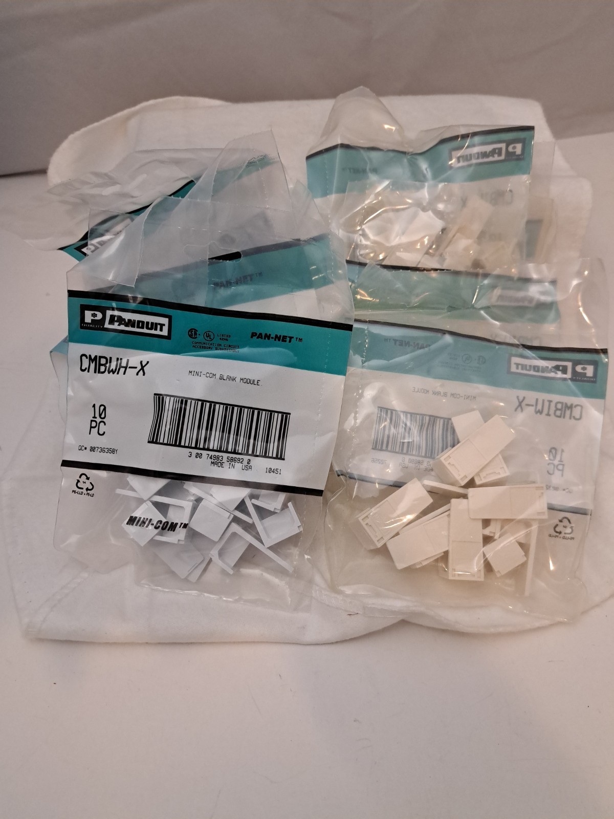 BOX OF 80 Panduit CMBWH-X Mini-Com Blank Module 1 Port ABS Beige 40,  White 40
