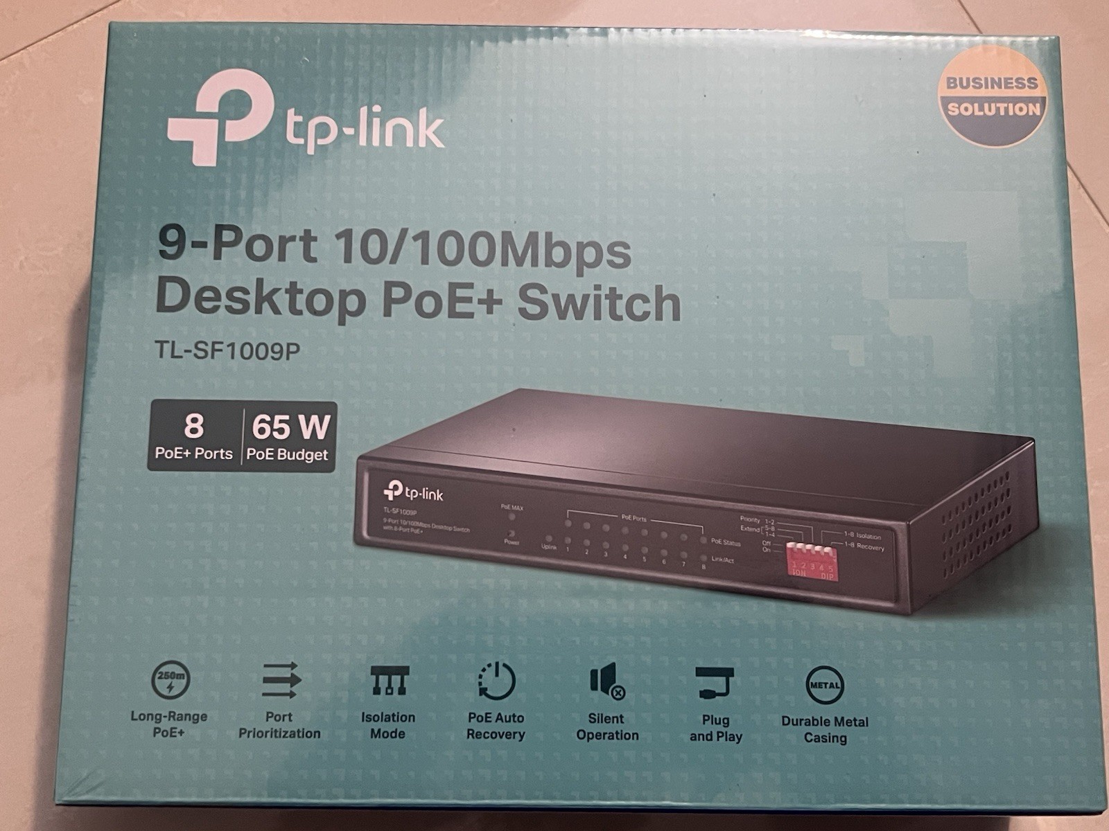 TP-Link TL-SF1009P - 9-Port 10/100Mbps Desktop Switch with 8-Port PoE