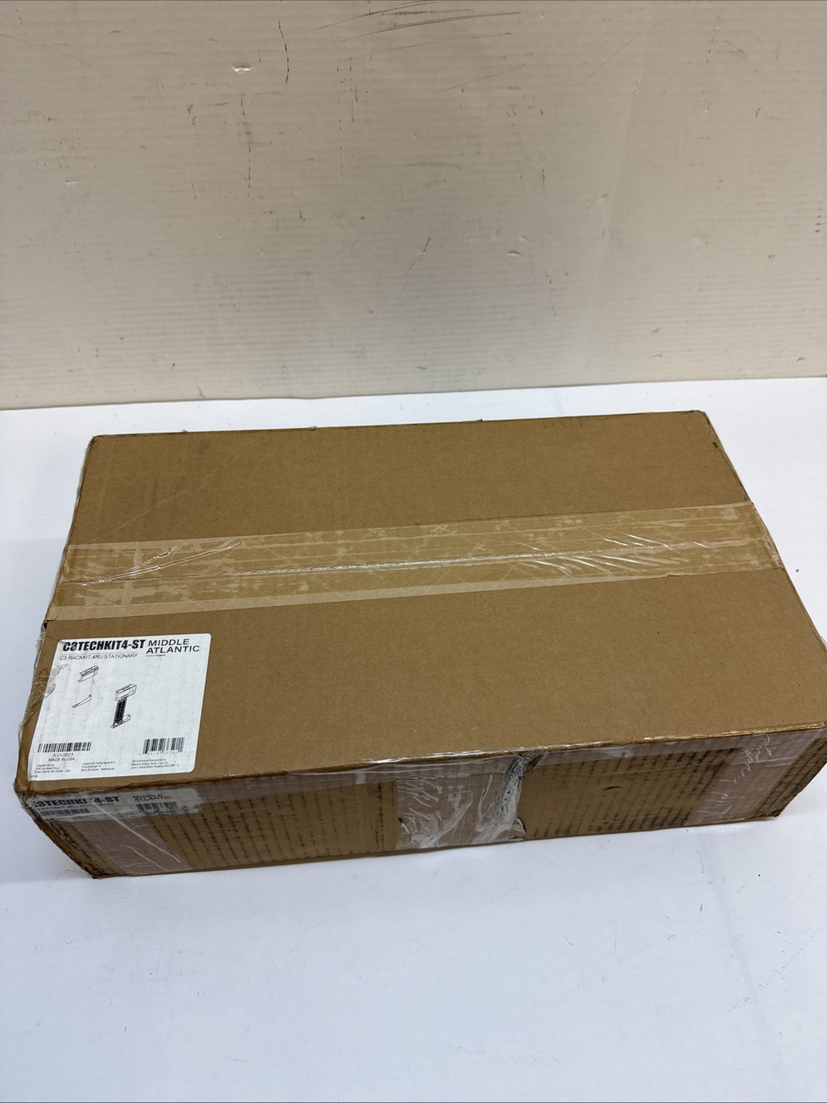 Middle Atlantic Rack Kit (Stationary, 4 RU, Thermostat) C3TECHKIT4-ST