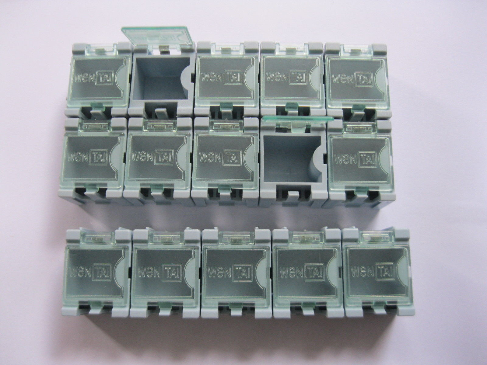 100 Pcs Blue SMD SMT Electronic Component Mini Storage Box