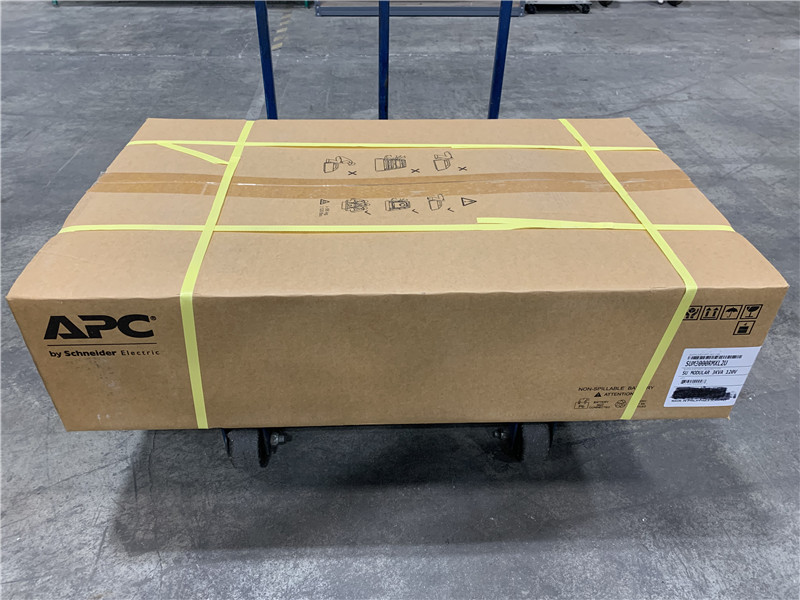 APC Smart-UPS XL SUM3000RMXL2U 3000VA 120V Rackmount Tower UPS New Please Read