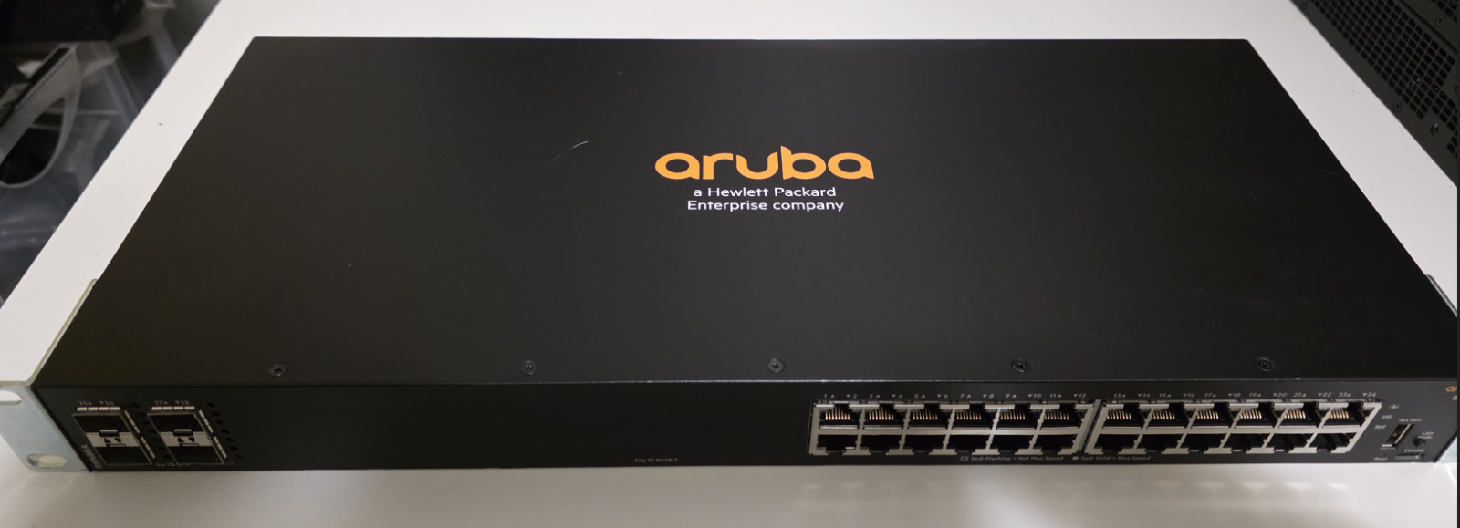Aruba 6000 24G 4SFP R8N88A