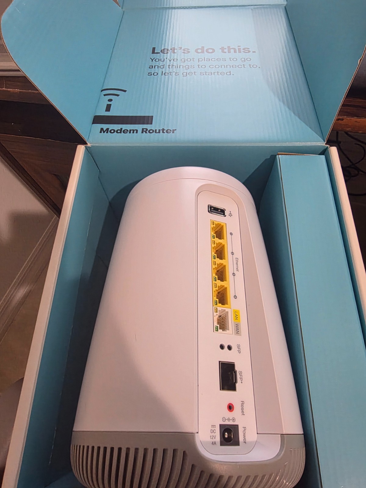 CenturyLink Fiber Wireless Router Modem Combo - C4000XG
