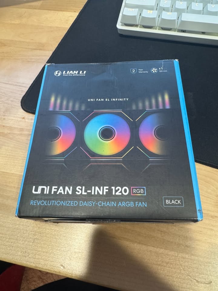 Lian Li SL-Infinity 120mm Case Fan - Black