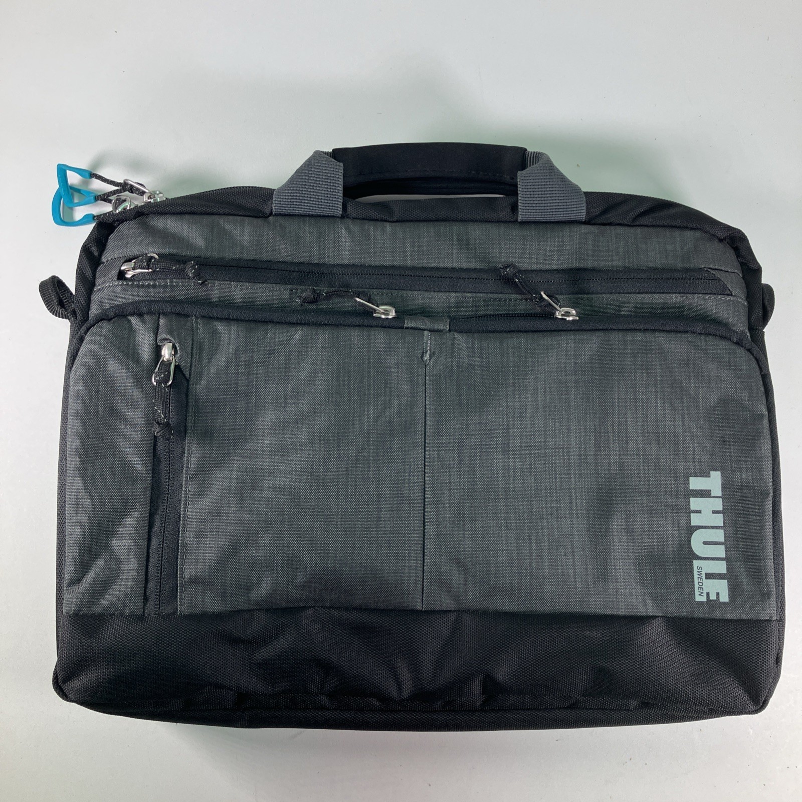 Thule Sweden TSDA-113 Straven 13 inch Laptop Notebook Bag Black Gray No Strap