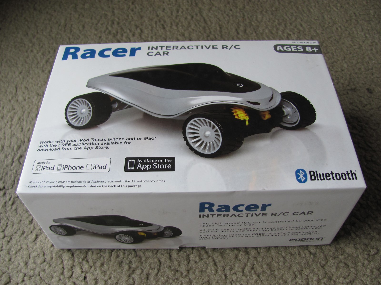 New Woddon Racer Interactive R/C Car Works with your iPod Touch, iPhone or iPad