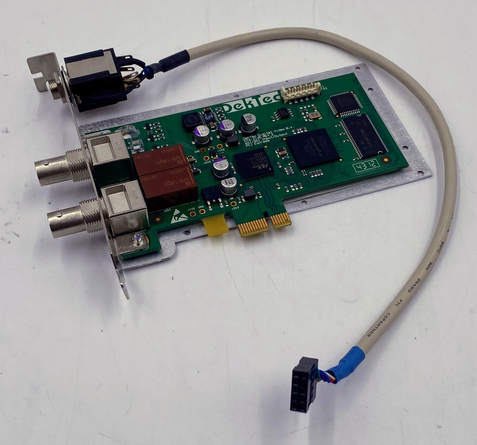 DekTec DTA-2145 REV 2 PCIe ASI/SD-SDI Input/Output Adapter w/ Relay Bypass