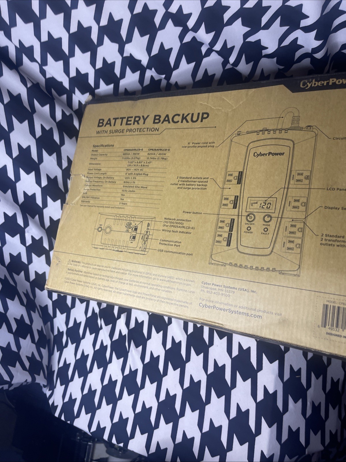 CyberPower CP825LCD Intelligent UPS 825VA Desktop Battery Backup Power Supply