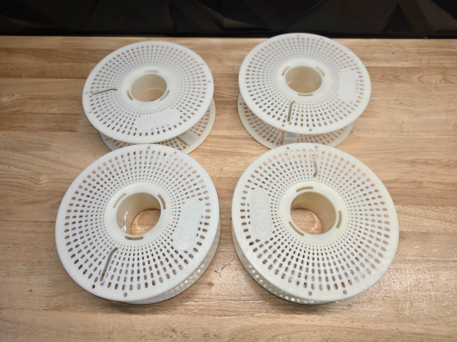 Lot of 4 - Bambu Lab compatible SUNLU Reusable filament Spools H2 X2 X1 P2