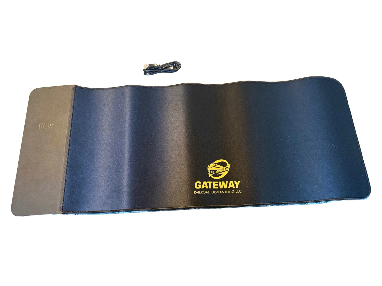 Jacob 10W XL Wireless Charging Mouse Pad - Gateway Railroad Dismantling