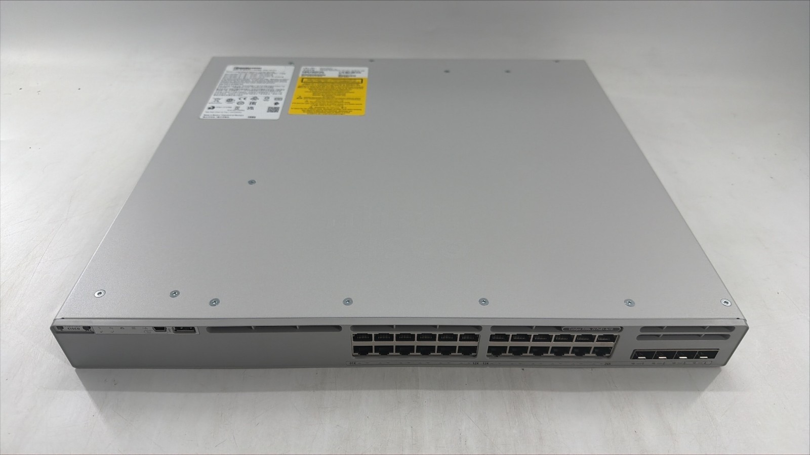 Cisco C9300L-24P-4G-E Catalyst New Open Box