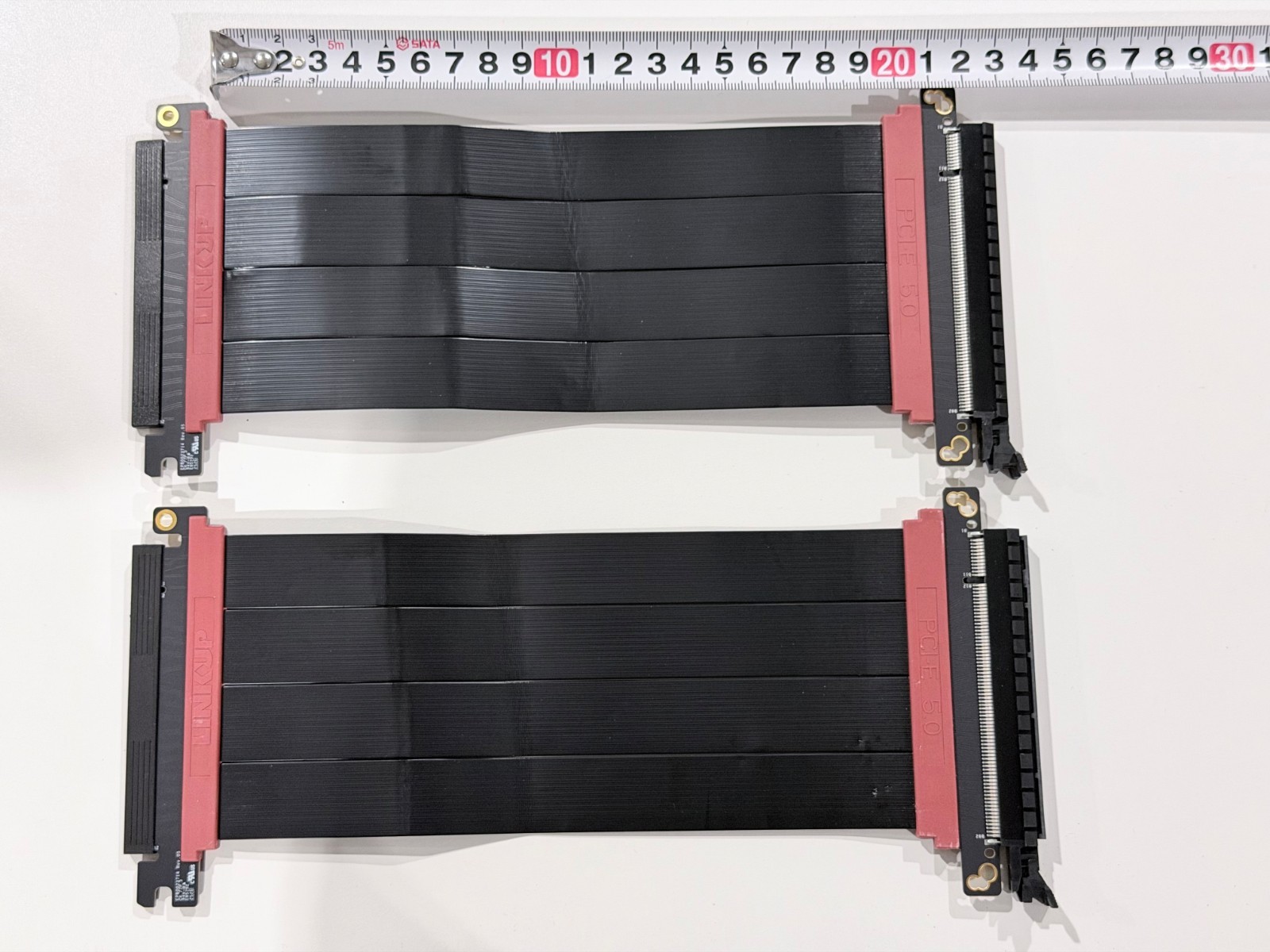 LINKUP AVA5 PCIe 5.0 x16 Riser Cable 20cm Straight GPU Riser - Working