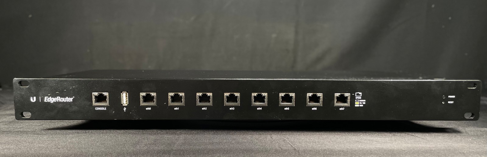 Ubiquiti ER-8 EdgeRouter 8 Port Gigabit Ethernet  Router