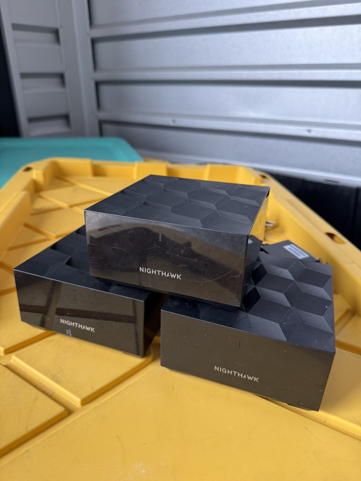 NETGEAR Nighthawk MK73 WiFi 6 Mesh System MR70 Router 2 MS70 Satellites