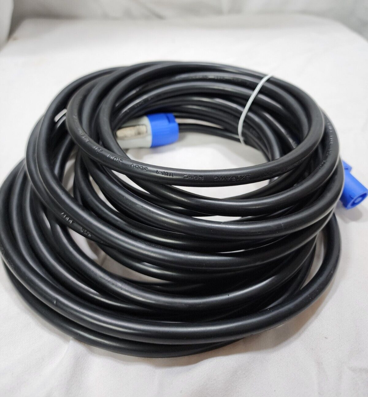 CablesOnline 25ft. 16AWG Stage Lighting Fixture PowerCon-Power-Through Cable