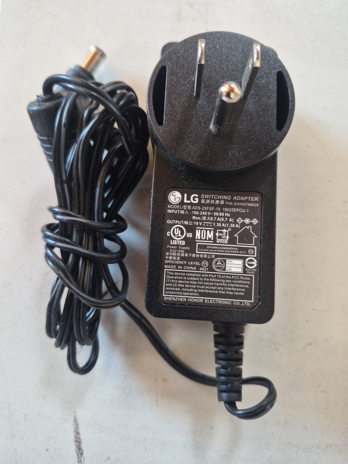 LG 22MK430H-B Monitor Replacement Plug-in AC Adapter 19V 0.84A