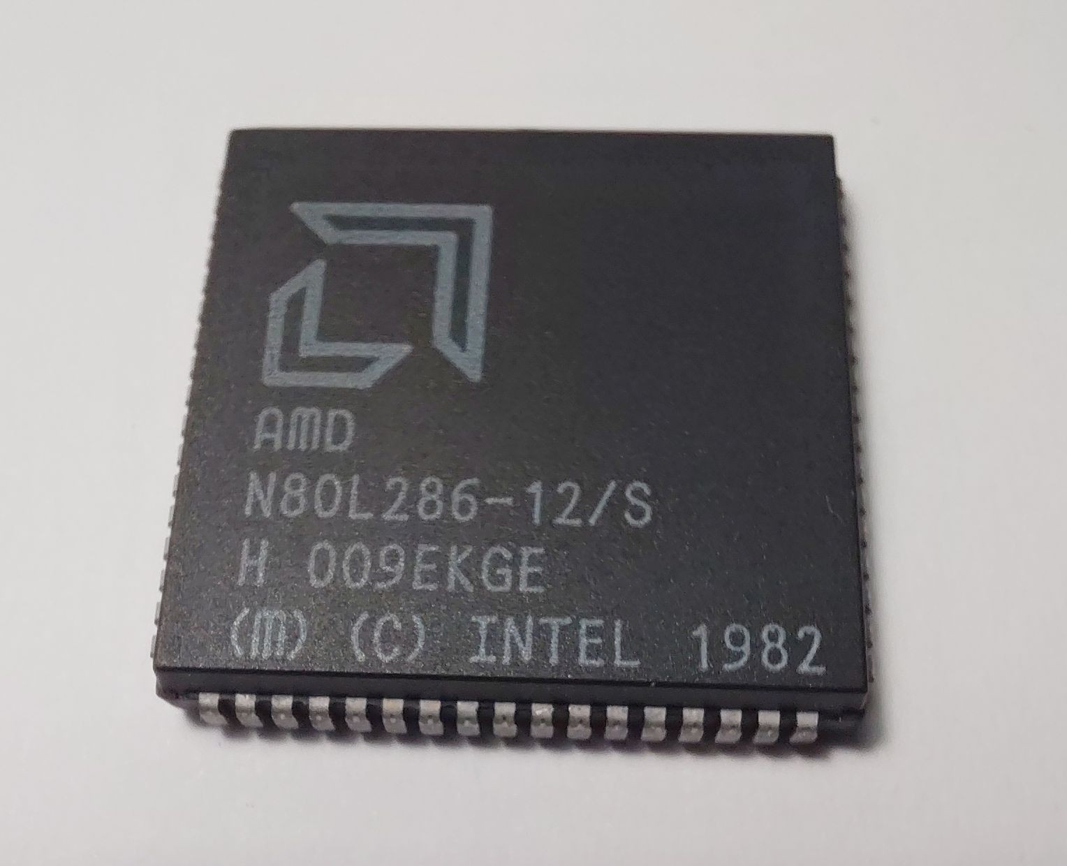AMD N80L286-12/S PLCC-68 12MHz 286 Retro CPU Processor