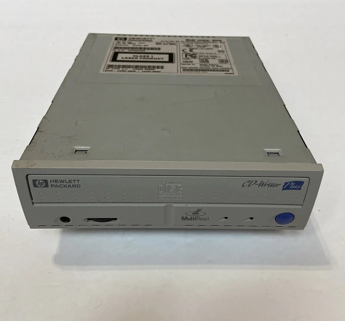 Hewlett Packard 8250i IDE CD-Recordable Rewritable Drive 650MB CD's Only
