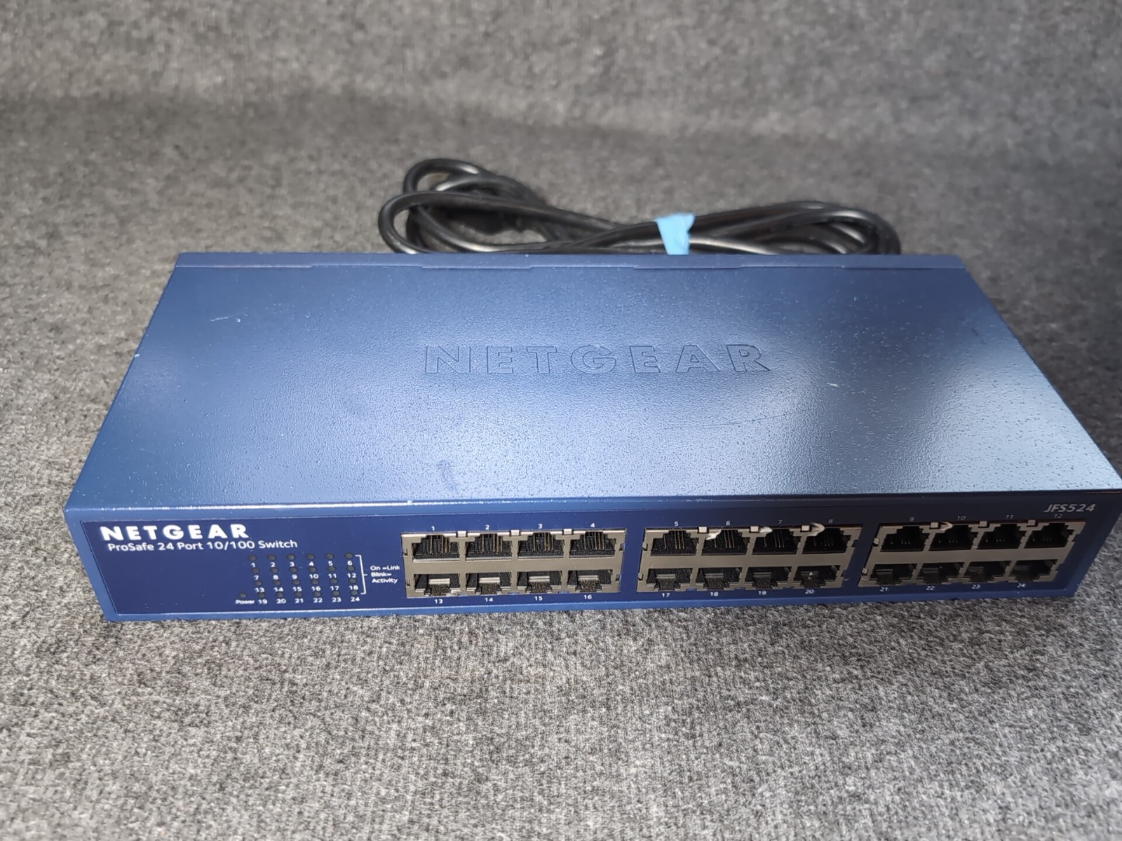 NetGear  ProSafe (JFS524) 24-Ports External Switch