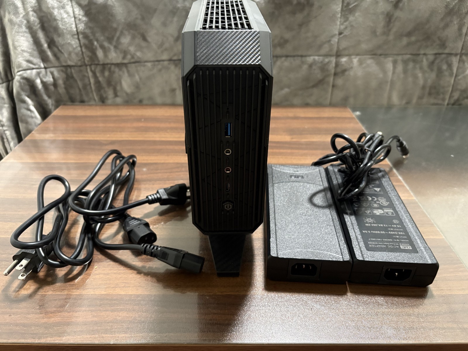 MINISFORUM HX99G Mini PC, AMD Ryzen 9 6900HX, RX 6600M 1TB SSD 32GB DDR5-4800
