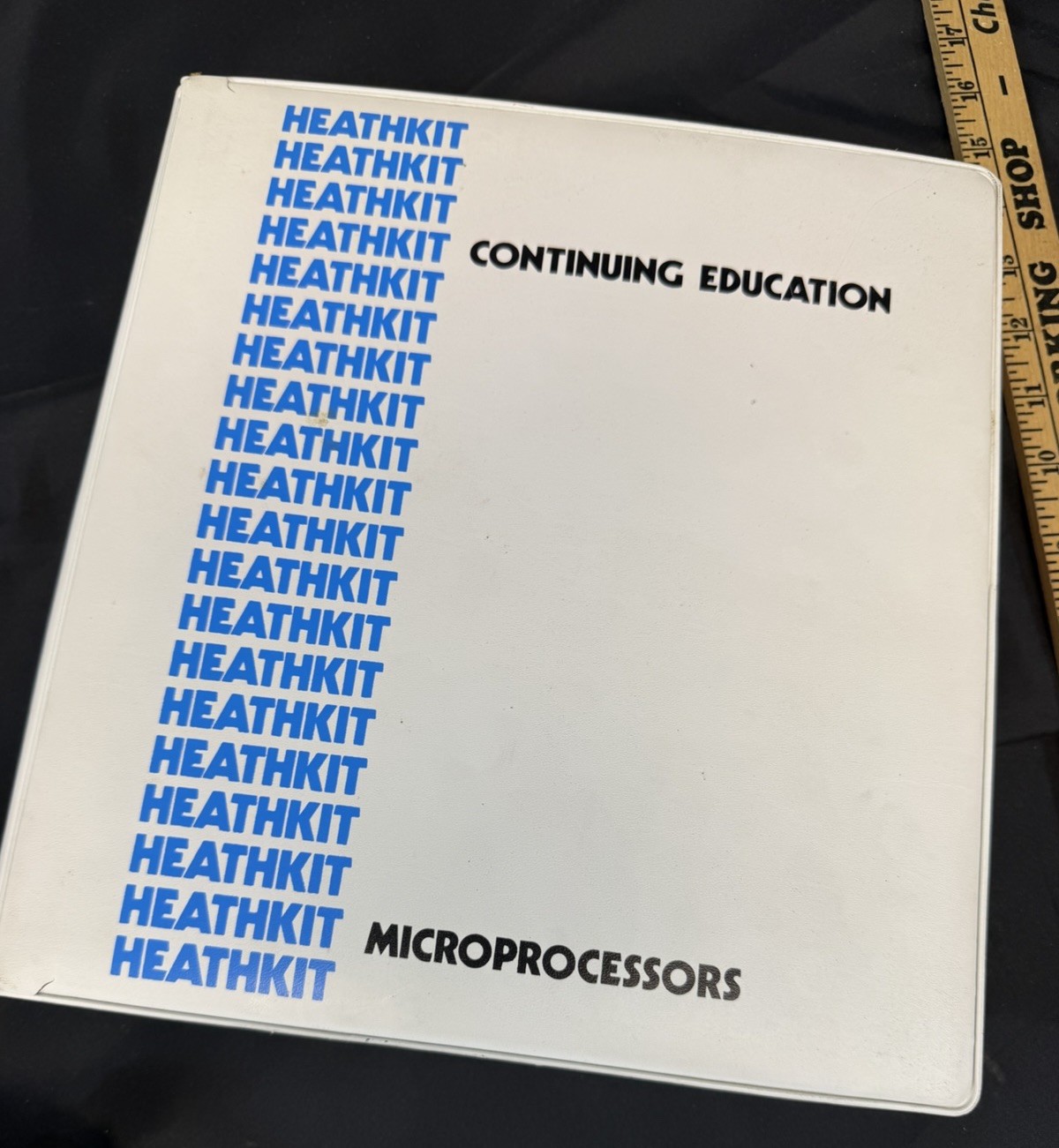 Heathkit EE-3401 Microprocessors Course Book Binder, 2 Cassettes, 1977