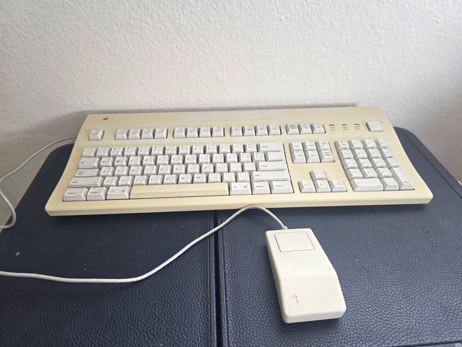 Vintage Apple Extended Keyboard II M3501 + ADB Mouse G5431 Macintosh