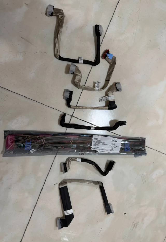 Dell R660 2.5*10 straight-through backplane kit 3CYXK WRDFD 8W5R4 XP6T3 K0JJ9