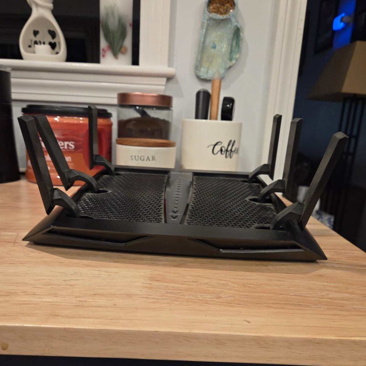 NETGEAR Nighthawk X6 R8000 AC3200 Tri-Band WiFi Router, Black, 4-Port