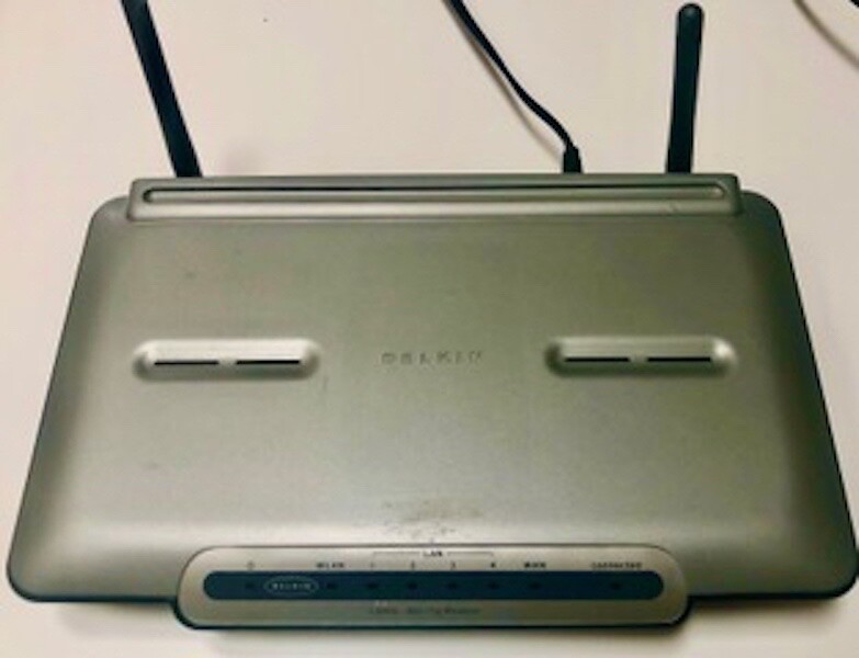 Belkin Wireless G Router. F5D7230-4 54 Mbps 2.4 GHZ 4 Port  Version 1444