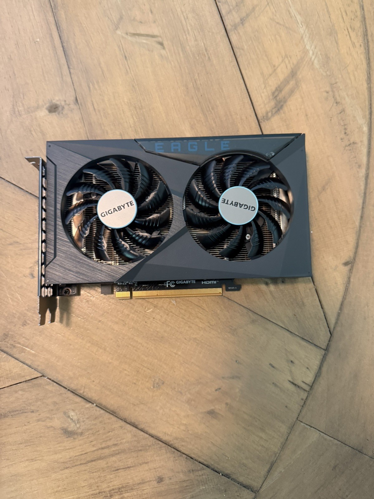 Gigabyte Radeon RX 6500 XT Eagle OC 4GB GDDR6 Graphics Card GV-R65XTEAGLE-4GD