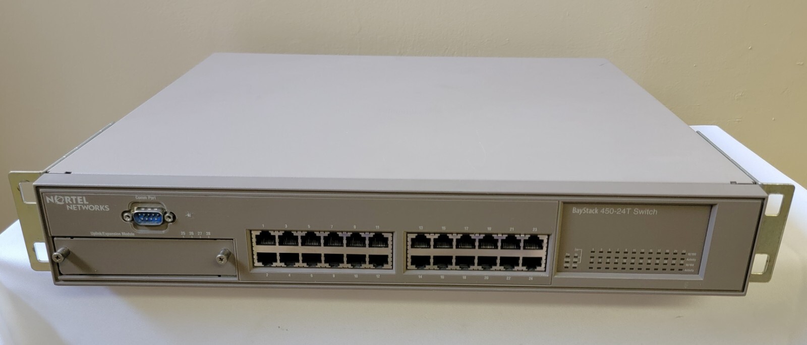 NORTEL BAYSTACK MODEL 450 24T SWITCH 24 PORT RACK UNIT