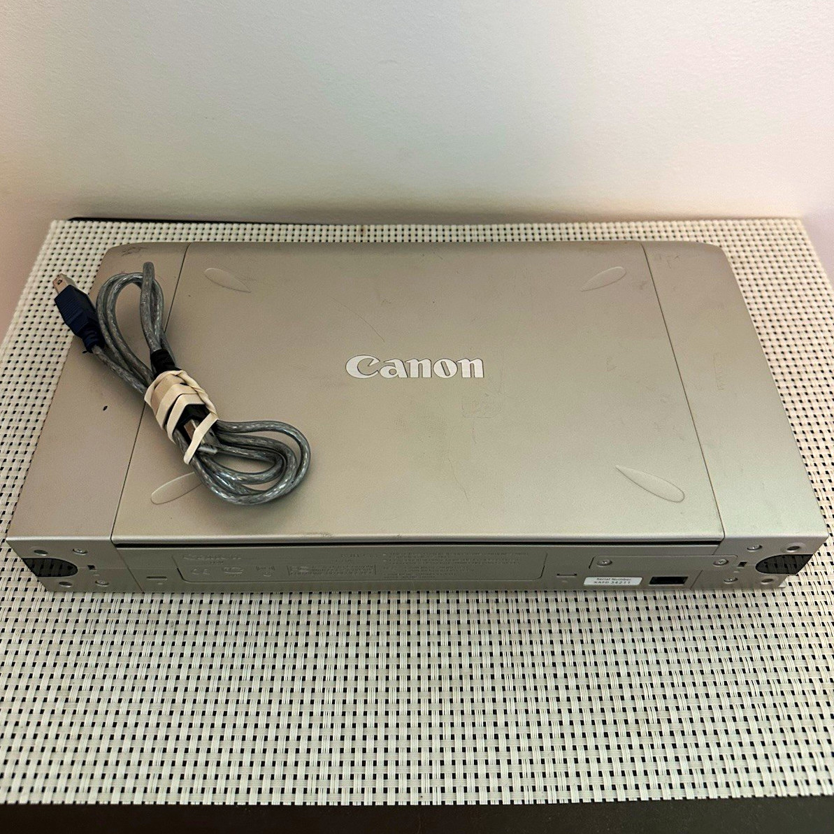 Canon i80 Portable Mobile Color Bubble Jet Printer USB 4800x1200 DPI K10233