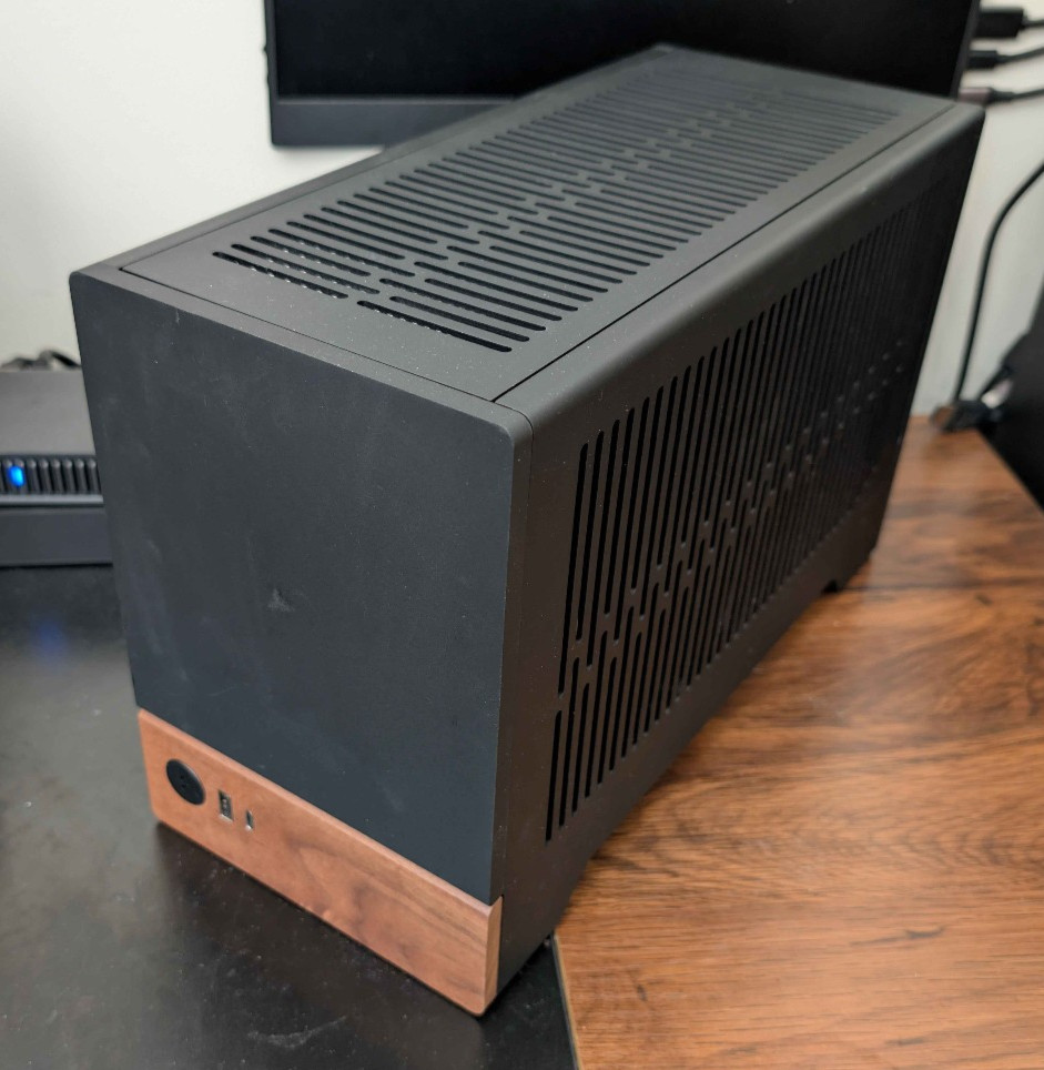 Used Fractal Design Terra Small Form Factor PC Case - Graphite (FD-C-TER1N-01)