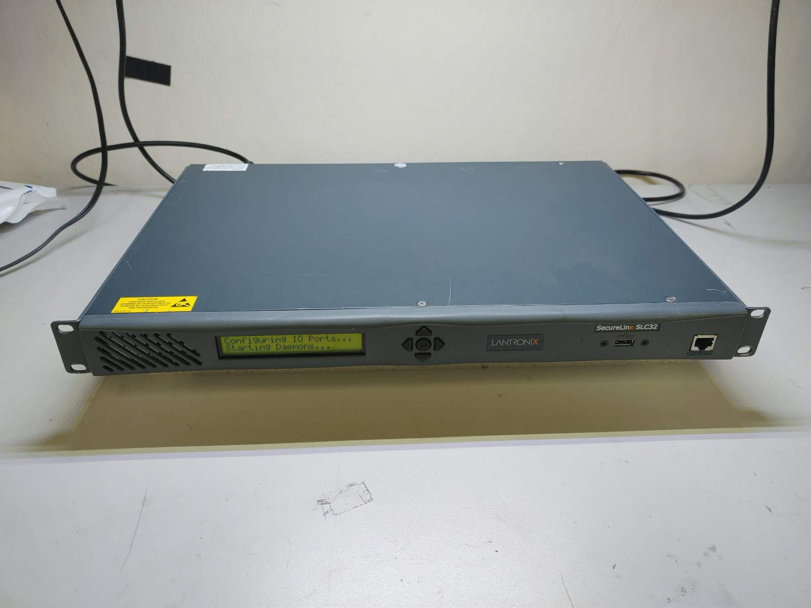 LANTRONIX SLC03212N-03 SECURELINX SLC32 USB SECURE CONSOLE MANAGER 080-437-001-R