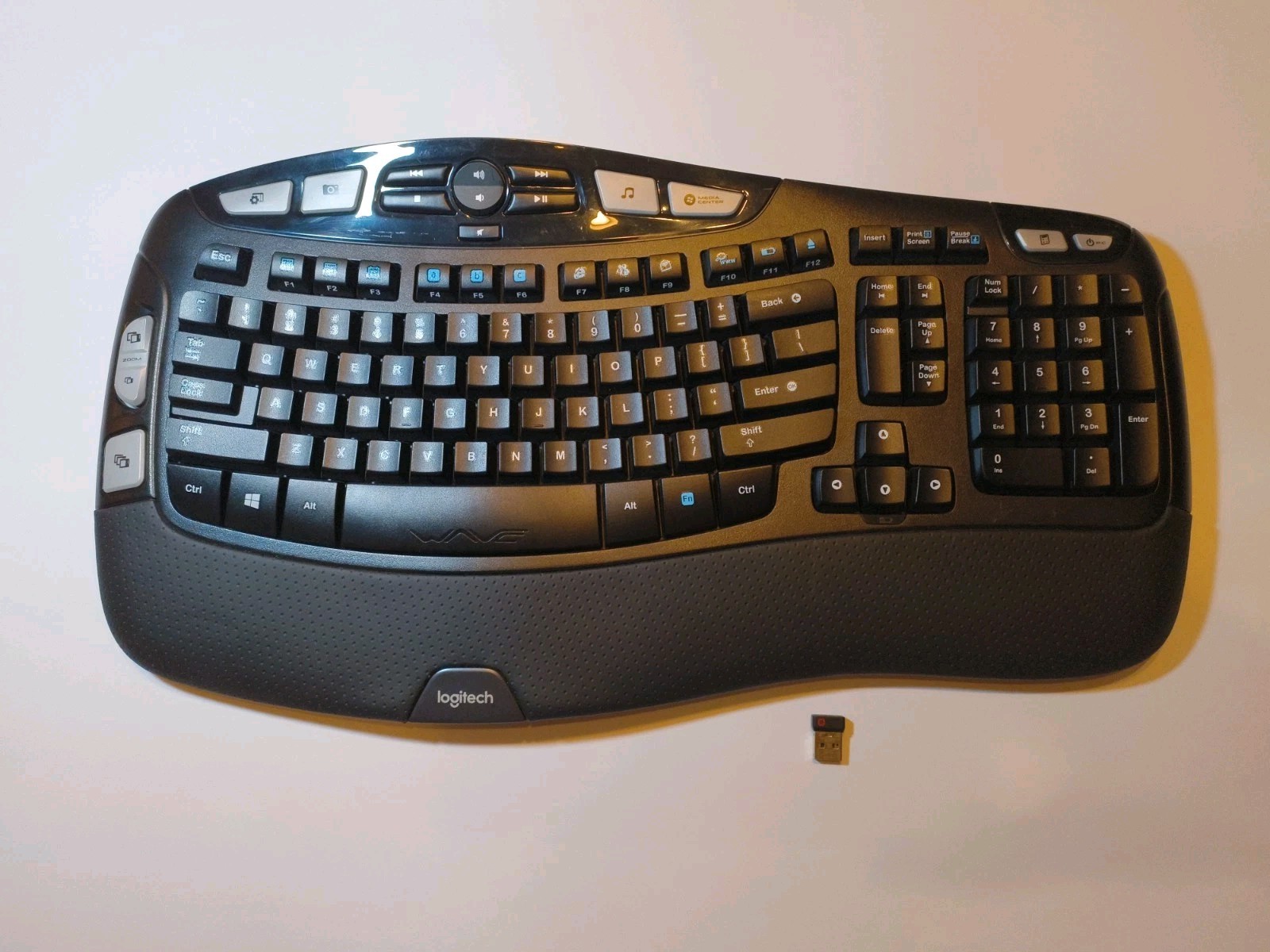 Logitech K350 Comfort Wave Wireless Keyboard with USB Dongle - Tested Excellent