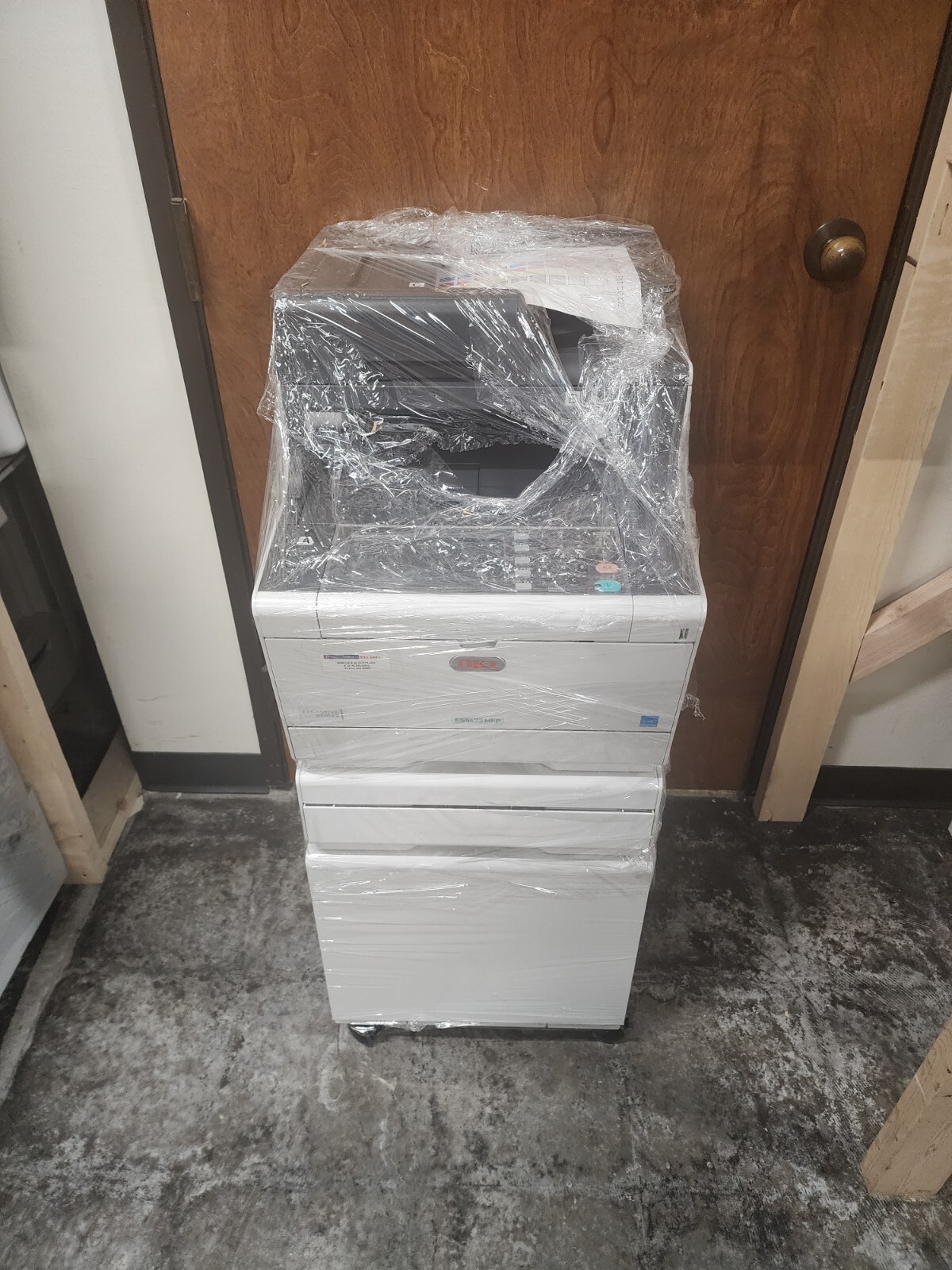 OKIDATA ES5473 MFP COLOR MULTIFUNCTION PRINTER WITH 2 TRAYS AND STAND