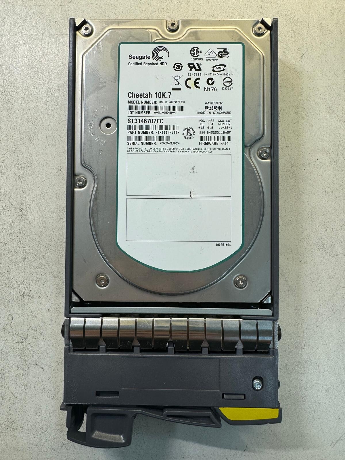 NetApp 146GB 108-00082+A4 X274B-R5 10K RPM 2.0Gbps FC 3.5" Server Hard Drives