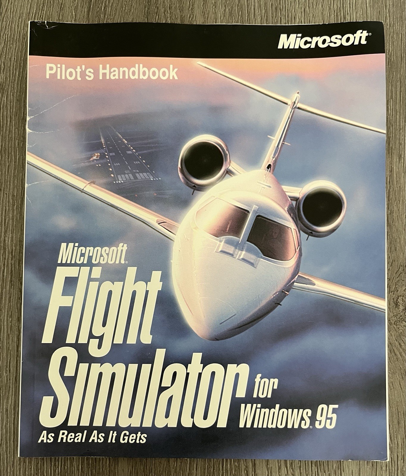 Vintage Microsoft Flight Simulator Pilot's Handbook For Windows 95 Paperback