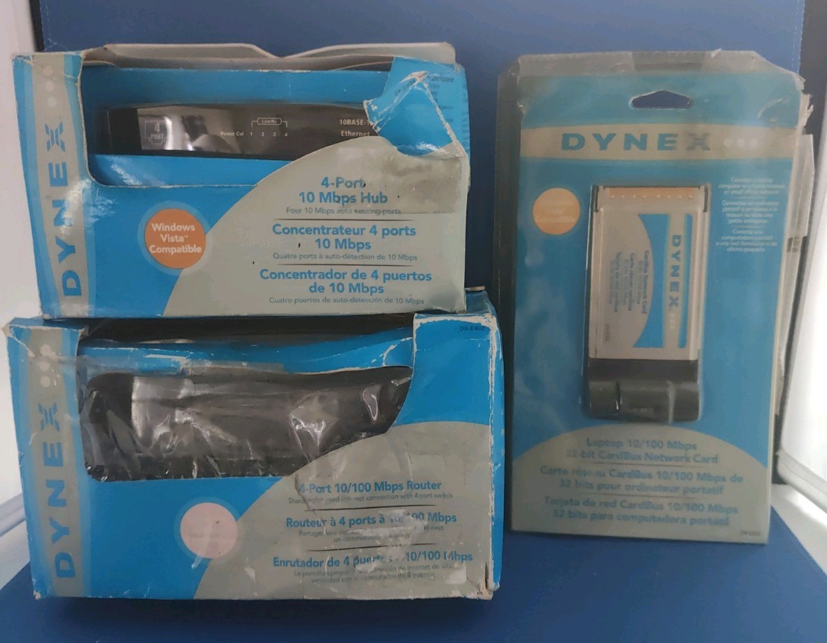 Dynex 4 Port 10/100 Mbps Router Lot with 32 bit Cardbus Network Card