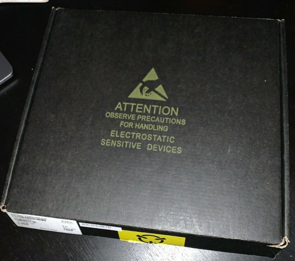 Finisar FCBN510QE2C05 5M Optical Cable