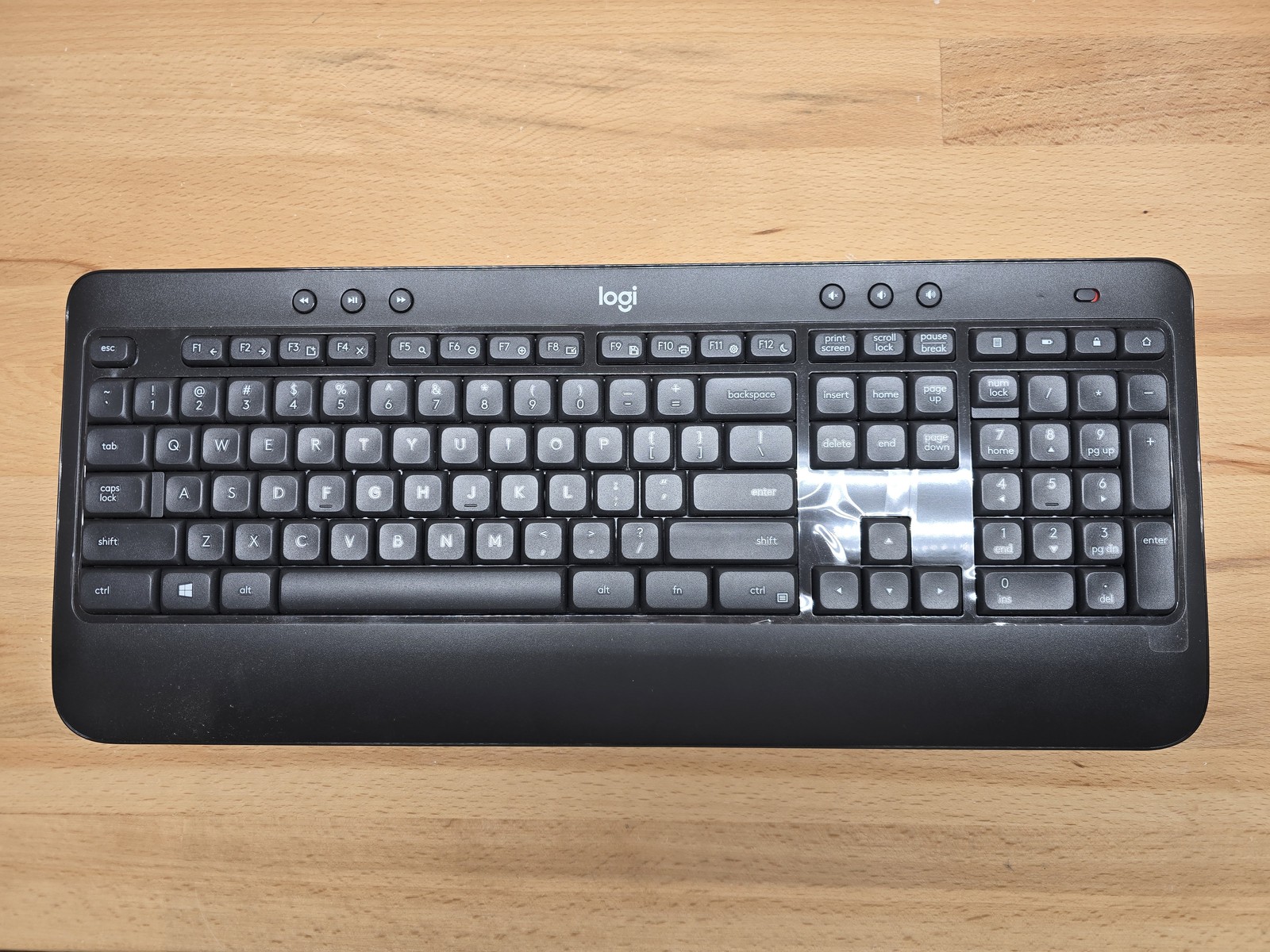 Logitech MK540 Full Size Advanced Wireless Keyboard