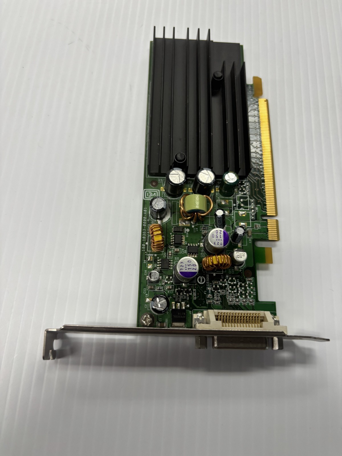 NVIDIA P383 180-10383-0C00-A01 Graphics Card PCI-e DMS-59 128MB