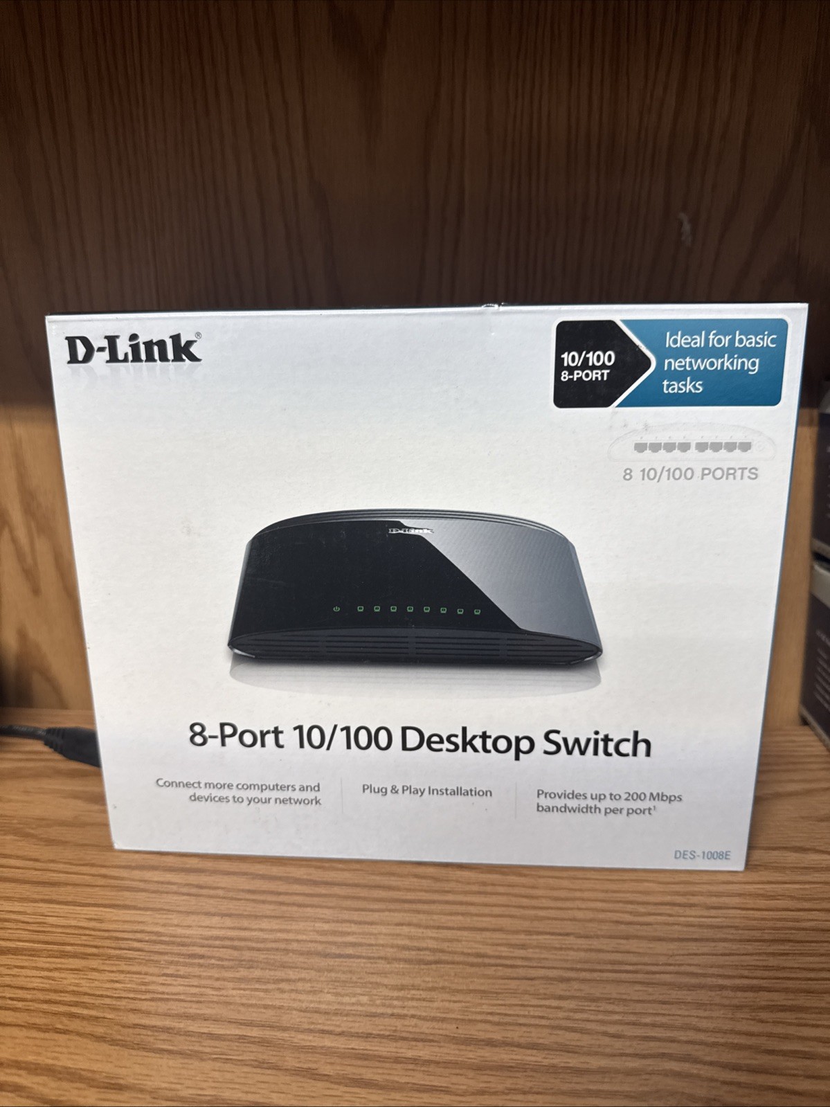 8 Port D-Link 10/100 Desktop Switch