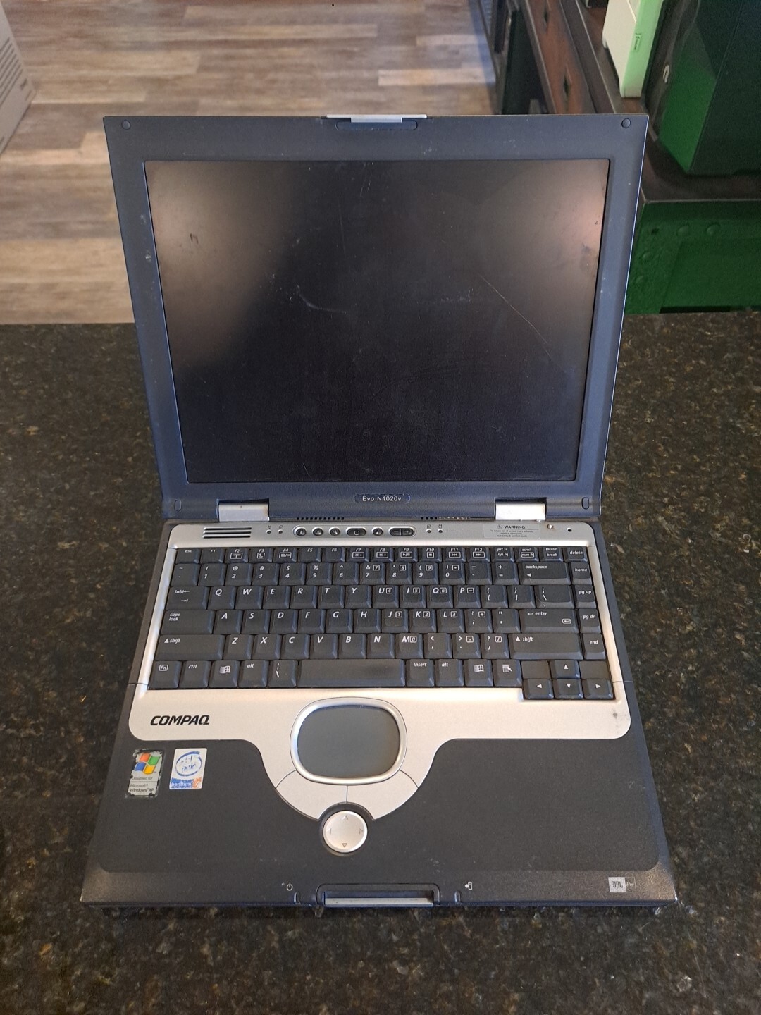 Compaq Evo N1020v Intel Pentium 4 2.4GHz 512MB RAM No HDD 