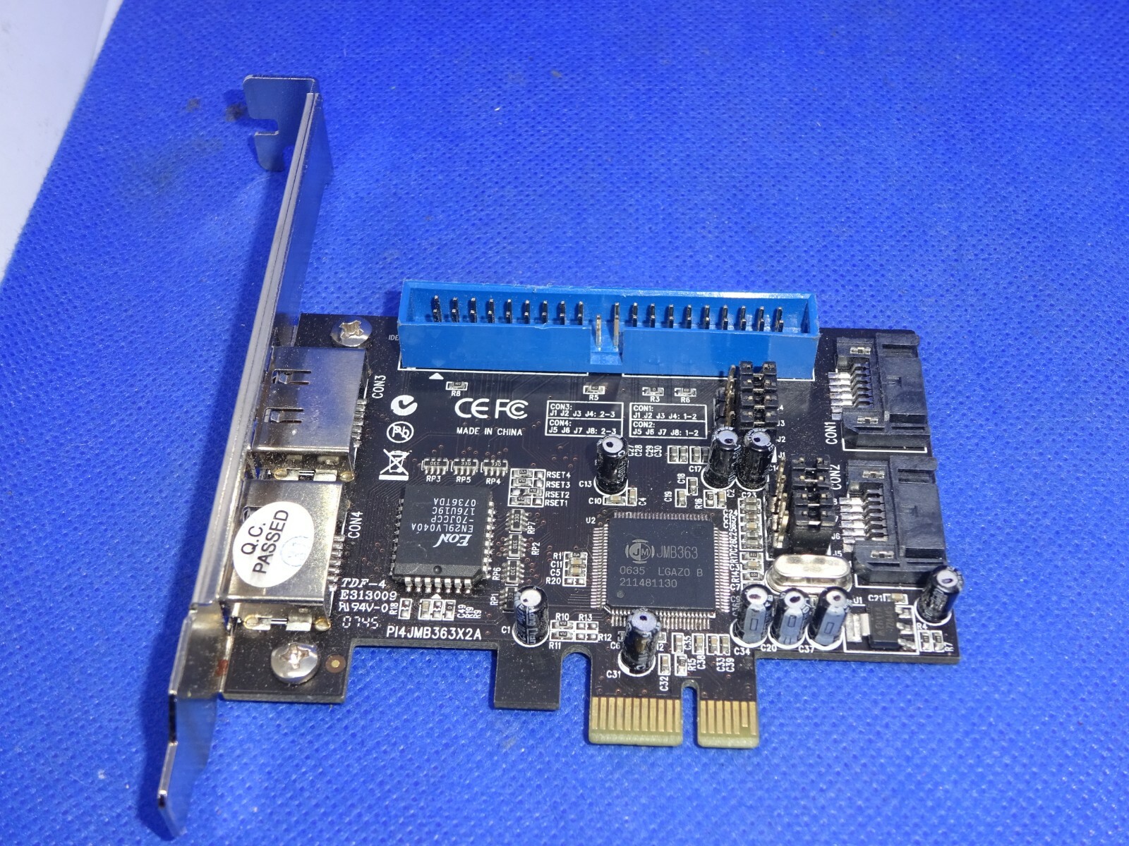 DELOCK PI4JMB363X2A e-SATA / IDE / SATA COMBO CONTROLLER PCI EXPRESS #GK3811
