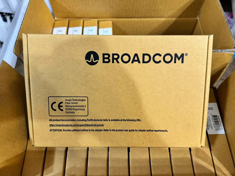 9540-8I I BROADCOM MEGARAID INTERNAL 8-PORT PCIe G4 TRI-MODE STORAGE ADAPTER