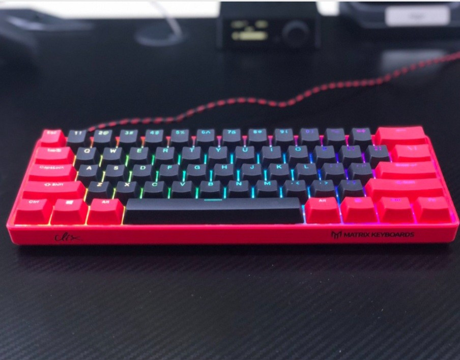 Clix X Keyboard - MATRIX KEYBOARDS COLLABORATION (RARE RED CASE) BLUE SWITCHES