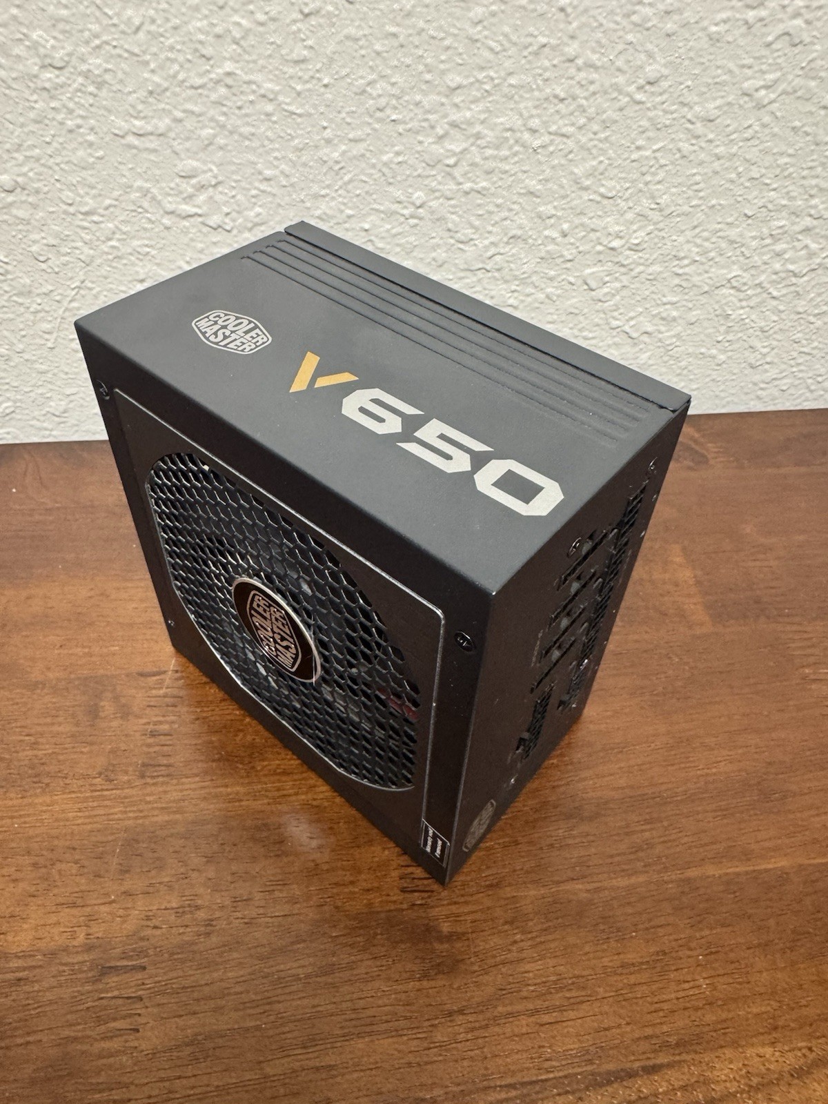 Cooler Master V650 650W Fully Modular 80 PLUS Gold Power Supply RS650-AFBAG1-US